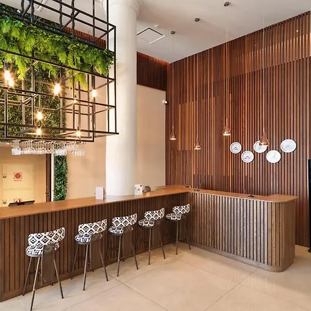 Leonardo Boutique 라르나카