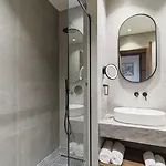 Hotel Leonardo Boutique