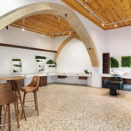 Hotel Leonardo Boutique 4*