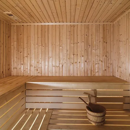 מלון Leonardo Boutique 4*