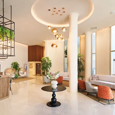 Leonardo Boutique לרנקה