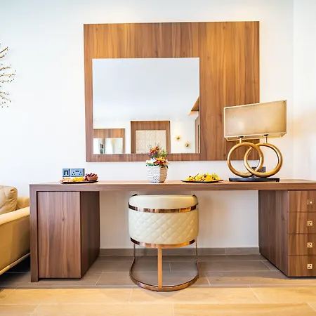 Hotel Leonardo Boutique Larnaca