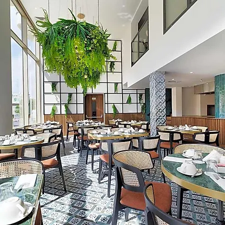 Hotel Leonardo Boutique Larnaca