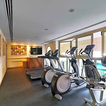 Leonardo Boutique 4* Larnaca