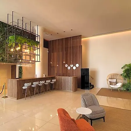 Leonardo Boutique 4*