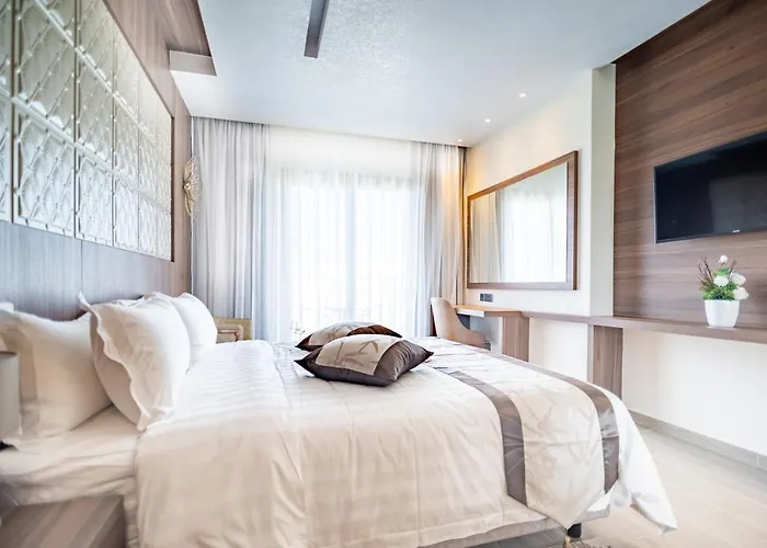 Leonardo Boutique 4*