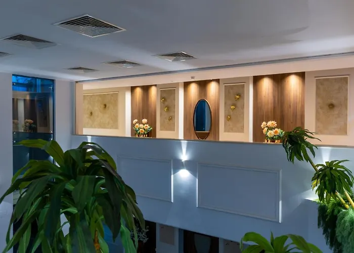 Leonardo Boutique لارنكا