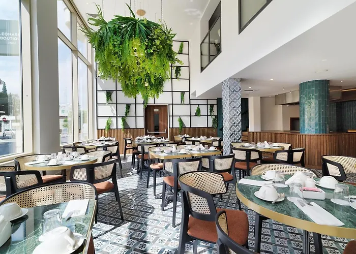 Leonardo Boutique 4* Larnaca