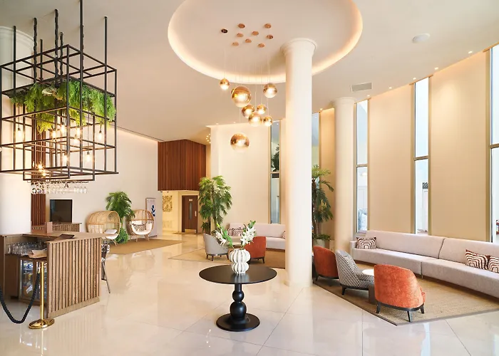 Leonardo Boutique لارنكا