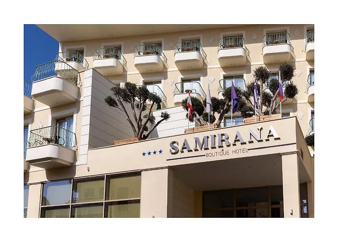 Leonardo Boutique Отель 4*