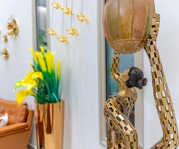 Отель Leonardo Boutique